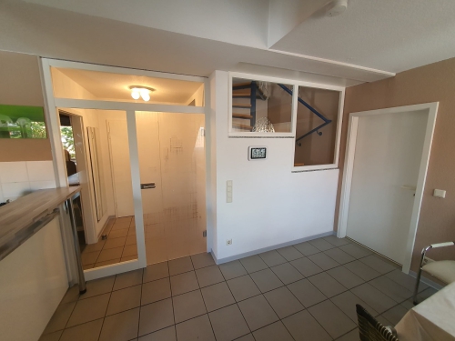 Raumtrennung Glastür